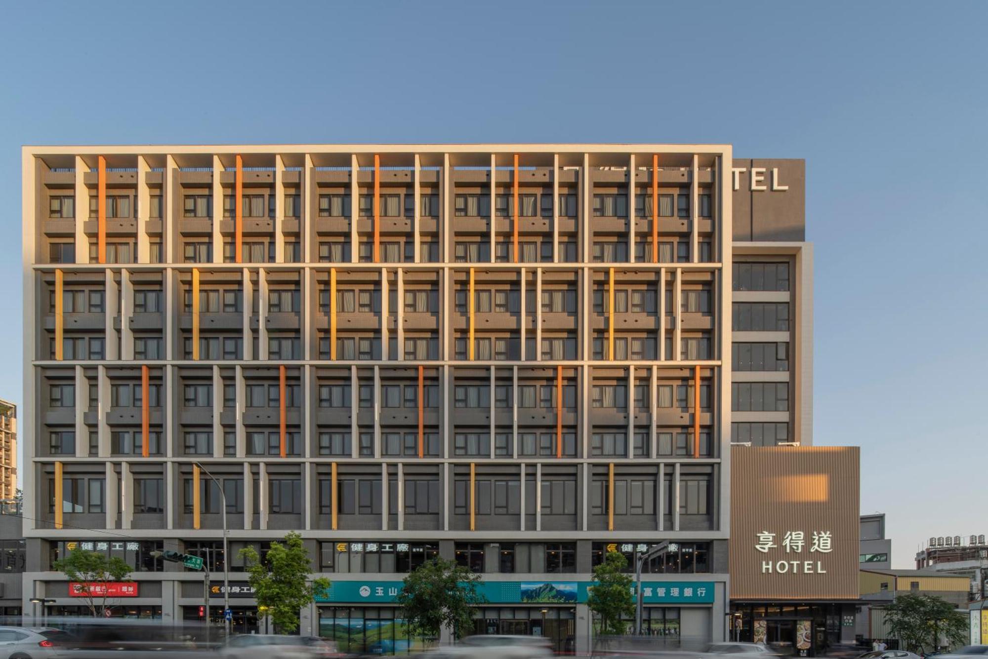In Joy Hotel Taichung Exterior foto